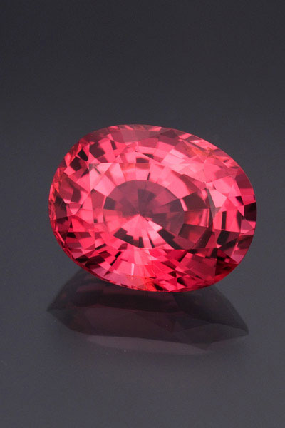 Fine Vietnamese red spinel. Stone courtesy of Pala International. Photo: Wimon Manorotkul.